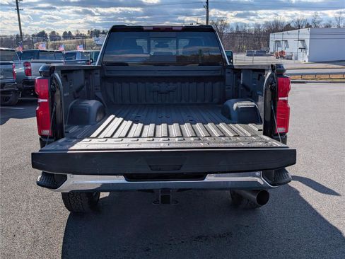 New 2026 Chevrolet Silverado 3500 LTZ w/ LTZ Convenience Package image 10
