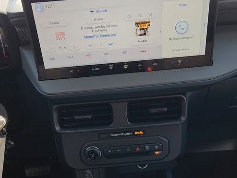 New 2025 Ford Maverick XL w/ Equipment Group 101A image 21