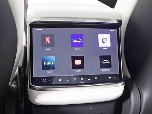 Used 2023 Tesla Model X image 27