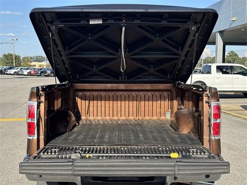 Used 2011 Ford F150 Lariat w/ Lariat Chrome Pkg image 13