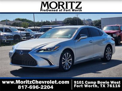 Used 2020 Lexus ES 300h w/ Premium Package