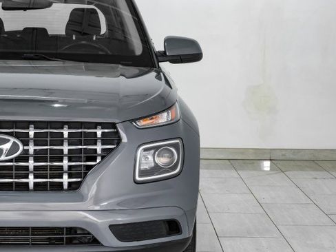 Used 2020 Hyundai Venue SEL w/ Convenience Package FWD image 50