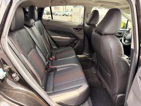 Used 2025 Subaru Crosstrek 2.5i Limited AWD/4WD image 16