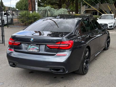 Used 2019 BMW 740i w/ Executive Package RWD image 26