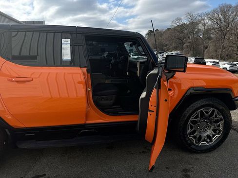 Used 2024 GMC Hummer EV 3X image 31