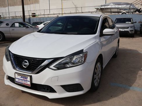 Used 2019 Nissan Sentra S FWD image 3