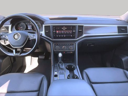 Used 2019 Volkswagen Atlas SE FWD image 16