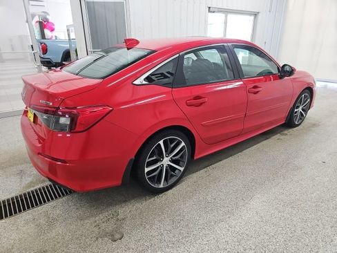 Used 2022 Honda Civic Touring image 7