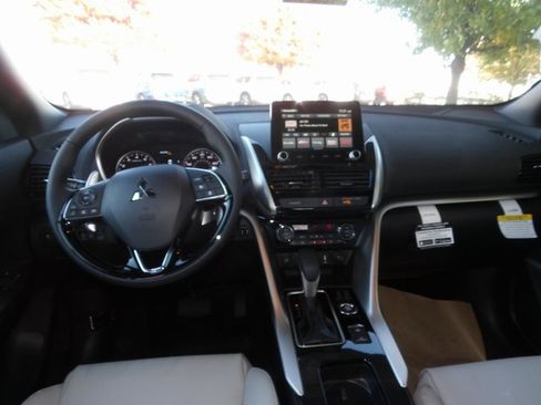 New 2025 Mitsubishi Eclipse Cross SEL image 20