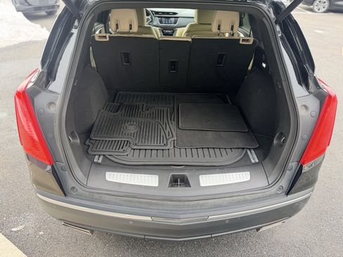 Used 2018 Cadillac XT5 Luxury image 17