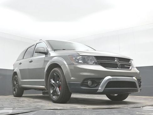 Used 2020 Dodge Journey Crossroad FWD image 41