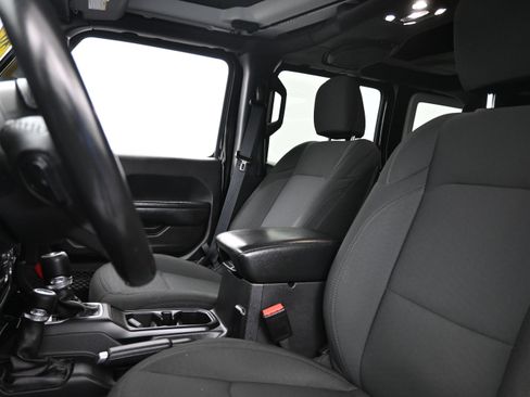 Used 2022 Jeep Wrangler Unlimited Sport AWD/4WD image 20