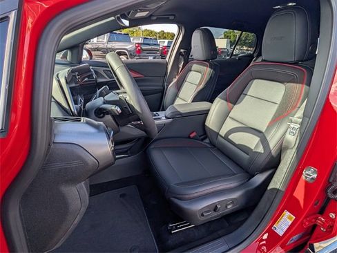 New 2026 Chevrolet Equinox EV RS image 4