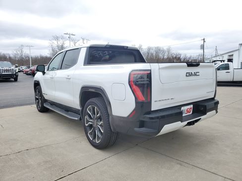 New 2025 GMC Sierra EV Denali image 7