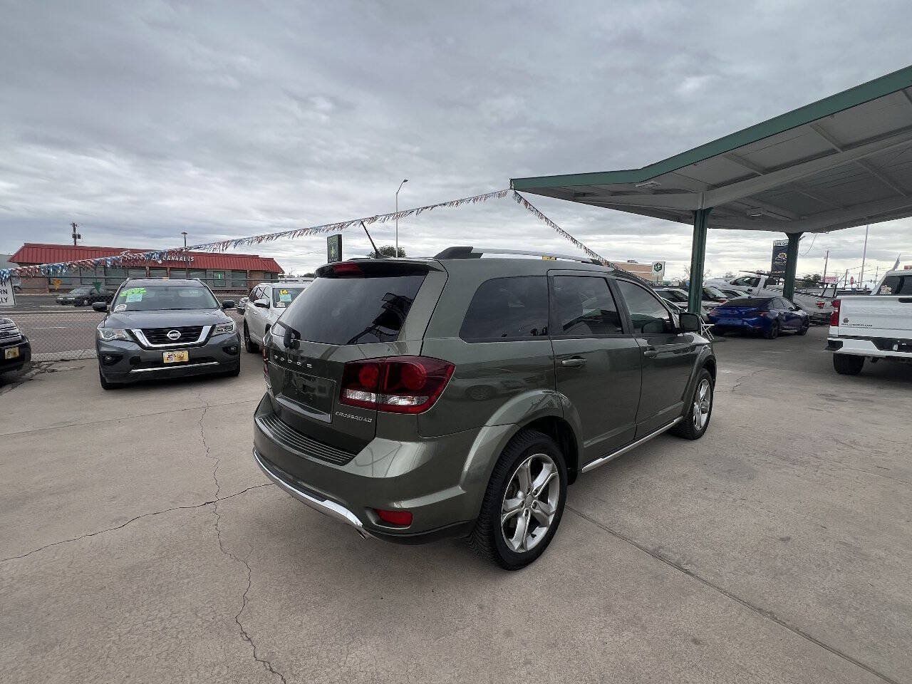 Used 2017 Dodge Journey Crossroad AWD/4WD image 6