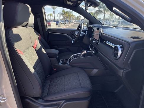 Used 2024 Chevrolet Colorado Z71 w/ Z71 Convenience Package 2 image 28