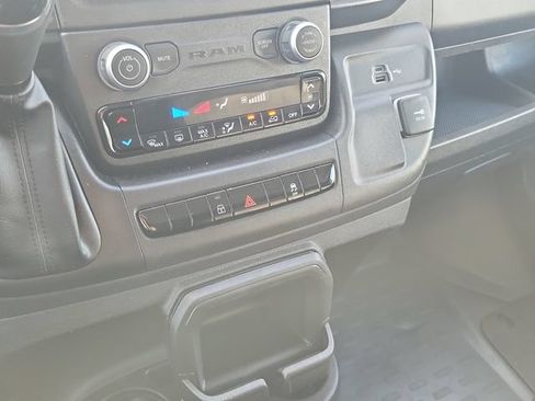 Used 2025 RAM ProMaster 2500 w/ Convenience Group FWD image 22