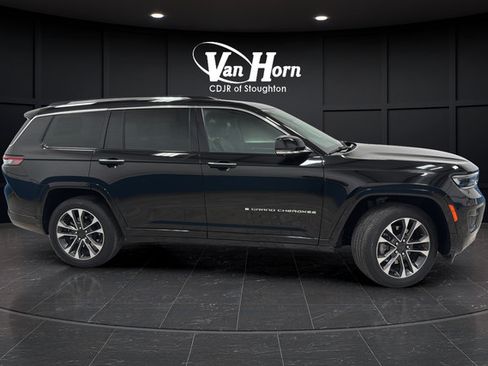 Used 2021 Jeep Grand Cherokee L Overland w/ Advanced Protech Group III AWD/4WD image 8