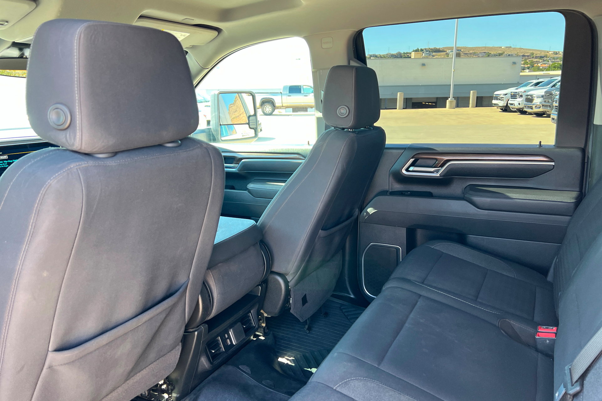 Used 2025 Chevrolet Silverado 2500 LT AWD/4WD image 19