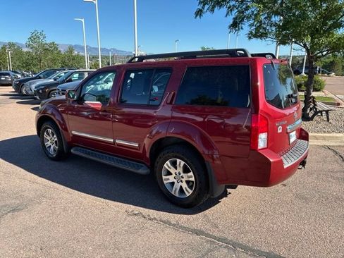 Used 2008 Nissan Pathfinder LE AWD/4WD image 27