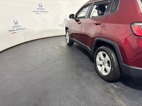 Used 2021 Jeep Compass Latitude w/ Convenience Group AWD/4WD image 11