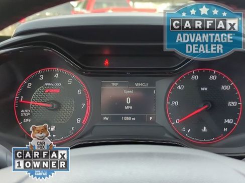 Used 2025 Chevrolet Trax RS w/ Driver Confidence Package image 11