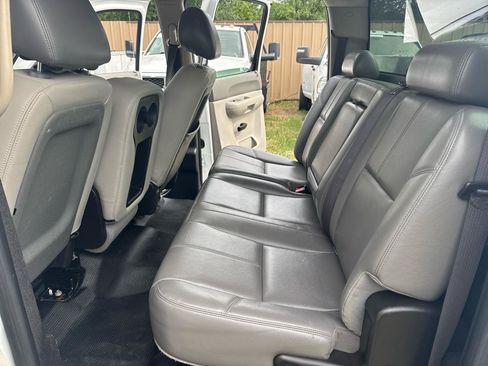 Used 2012 Chevrolet Silverado 2500 W/T AWD/4WD image 33