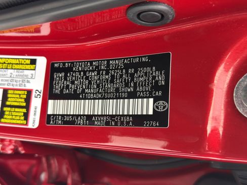 Used 2025 Toyota Camry XLE w/ Premium Plus Package image 45