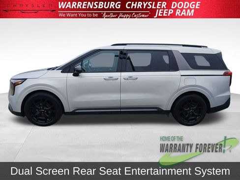 Used 2025 Kia Carnival SX Prestige image 8