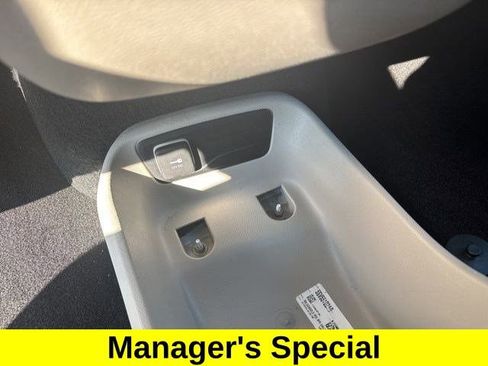 Used 2023 Chrysler Voyager LX FWD image 25
