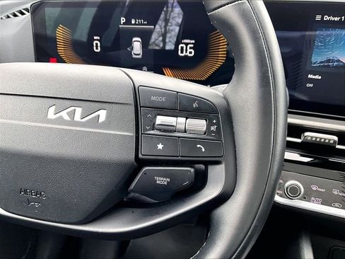 Used 2026 Kia Sportage X-Line w/ X-Line Premium Package AWD/4WD image 24