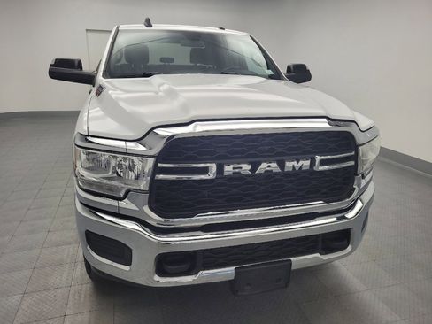 Used 2022 RAM 2500 Tradesman w/ Chrome Appearance Group image 14