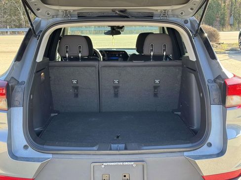 Used 2024 Chevrolet TrailBlazer LS image 16