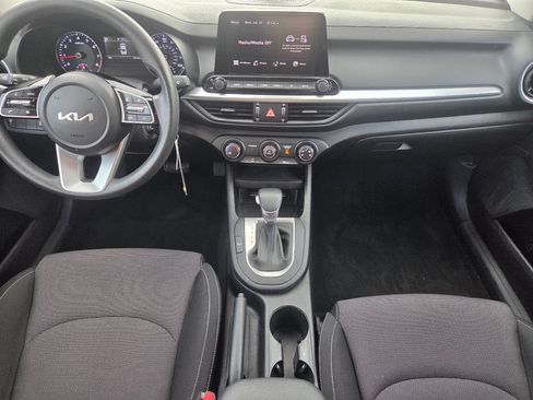 Used 2023 Kia Forte LXS FWD image 15