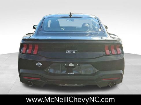 Used 2025 Ford Mustang GT image 5