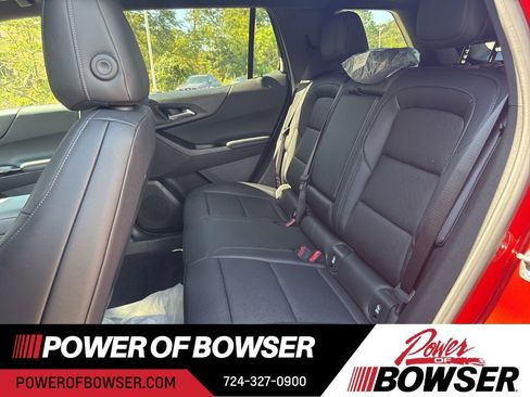 New 2026 Chevrolet Equinox LT w/ Convenience Package II image 13