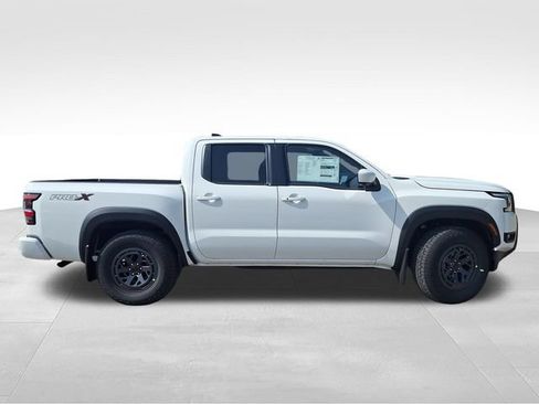 New 2026 Nissan Frontier Pro-X w/ Pro-X Convenience Package RWD image 8