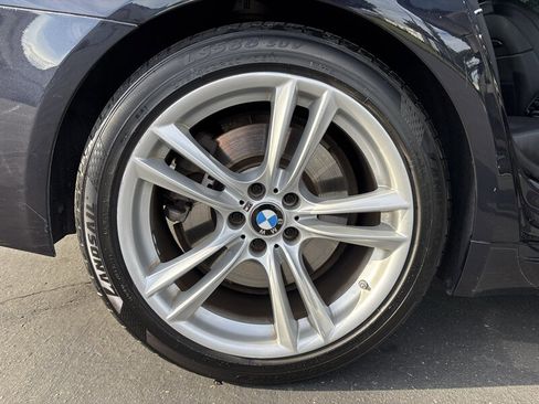 Used 2015 BMW 750i image 18