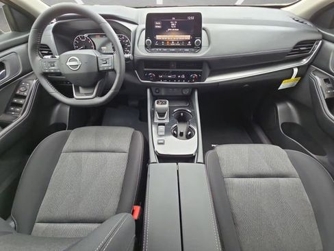 New 2026 Nissan Rogue SV w/ Cold Weather Package FWD image 20