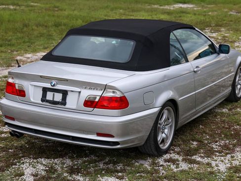 Used 2002 BMW 330Ci Convertible RWD image 11