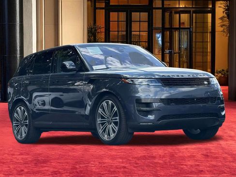 Used 2023 Land Rover Range Rover Sport SE AWD/4WD image 6