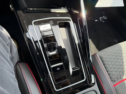 New 2025 Volkswagen GTI SE image 18