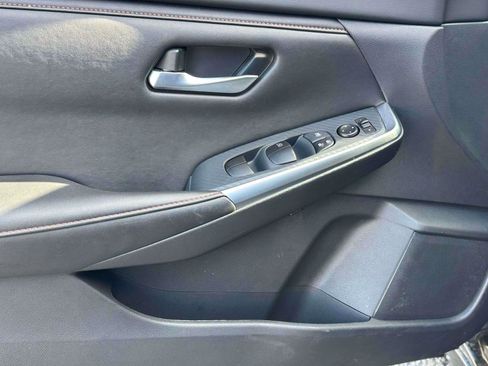 Used 2024 Nissan Sentra SR image 17