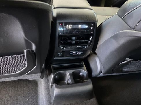 Used 2025 Jeep Grand Cherokee L Limited w/ Trailer Tow Package AWD/4WD image 10