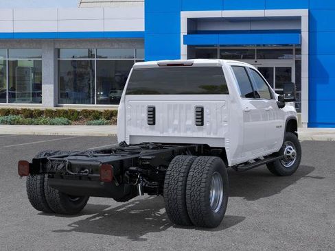 New 2026 Chevrolet Silverado 3500 W/T RWD image 28