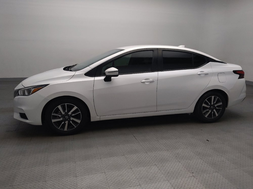 Used 2021 Nissan Versa SV FWD image 2