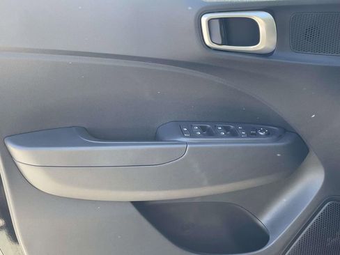 New 2026 Hyundai Venue SE FWD image 13
