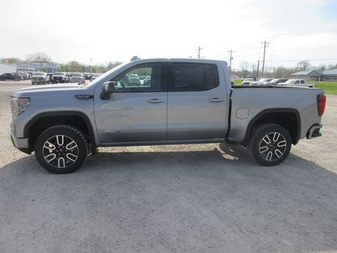 New 2026 GMC Sierra 1500 AT4 w/ AT4 Premium Package image 9