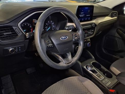 Used 2021 Ford Escape SE FWD image 4