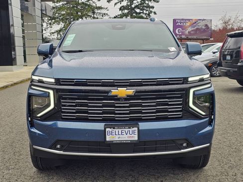 New 2026 Chevrolet Suburban High Country image 8